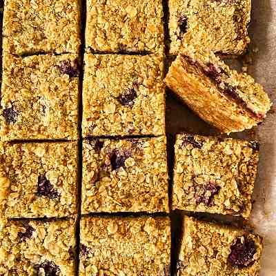 Raspberry and White Chocolate Crumble Bars